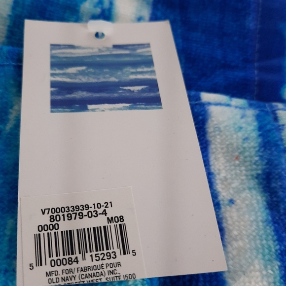 NWT Blue & White Beach Towel - Picture 2 of 6